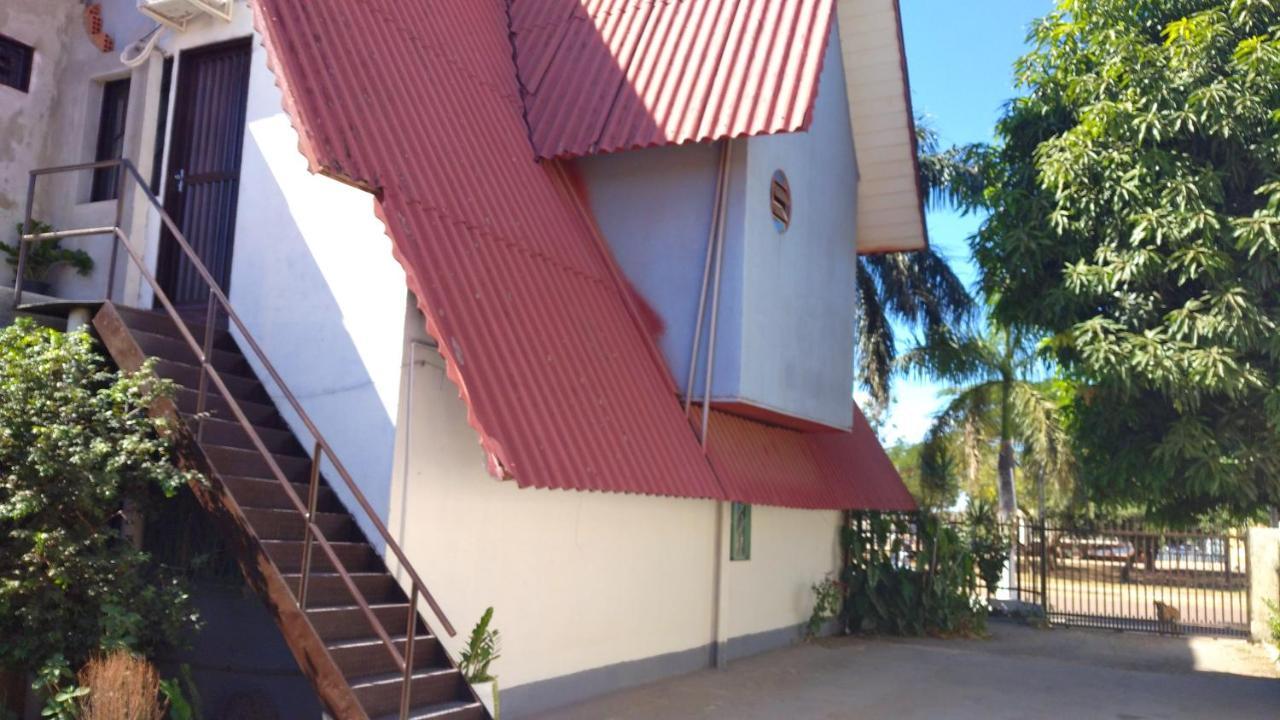 Segundo Andar De Chale Suico Villa Luis Eduardo Magalhaes Exteriör bild